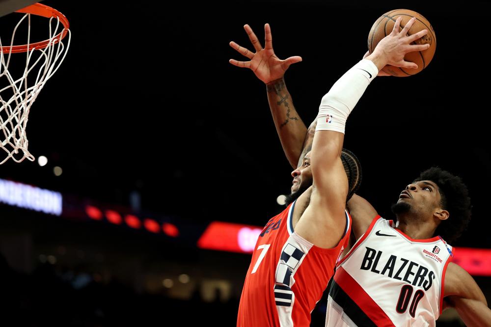 并借助年轻 并借助年轻